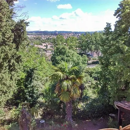 Gite Avec Vue Imprenable Sur La Cite Holiday home *